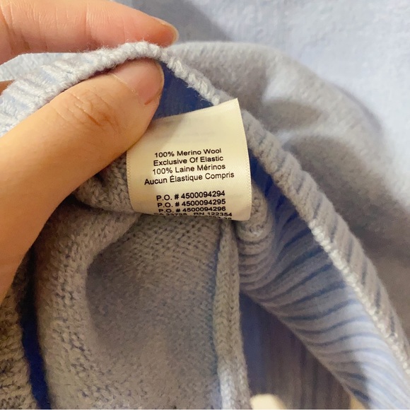 Aritzia 100% merino wool sweater - Picture 3 of 4